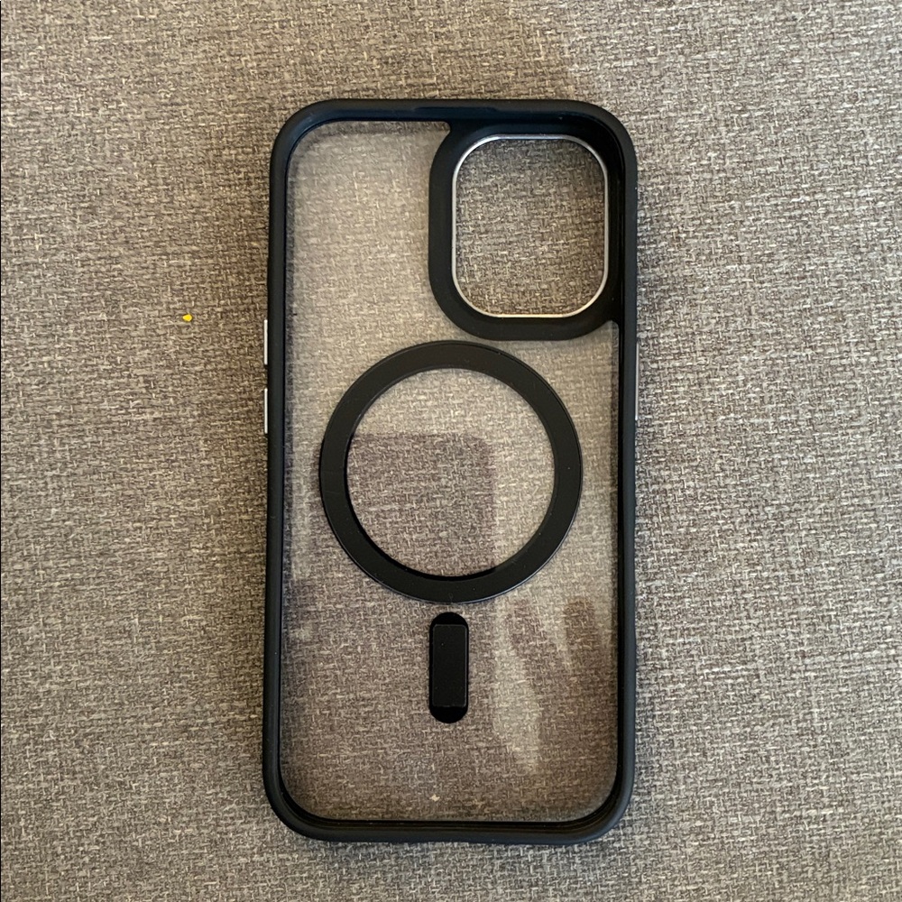 MVMT Black and Clear iPhone 16 Case